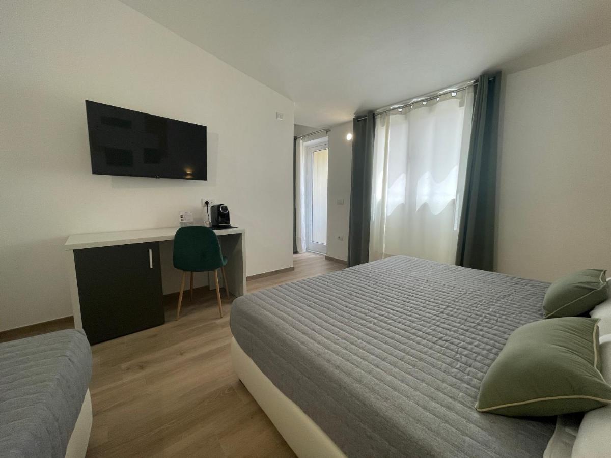 Admayora Guest House Villasimius Exterior foto